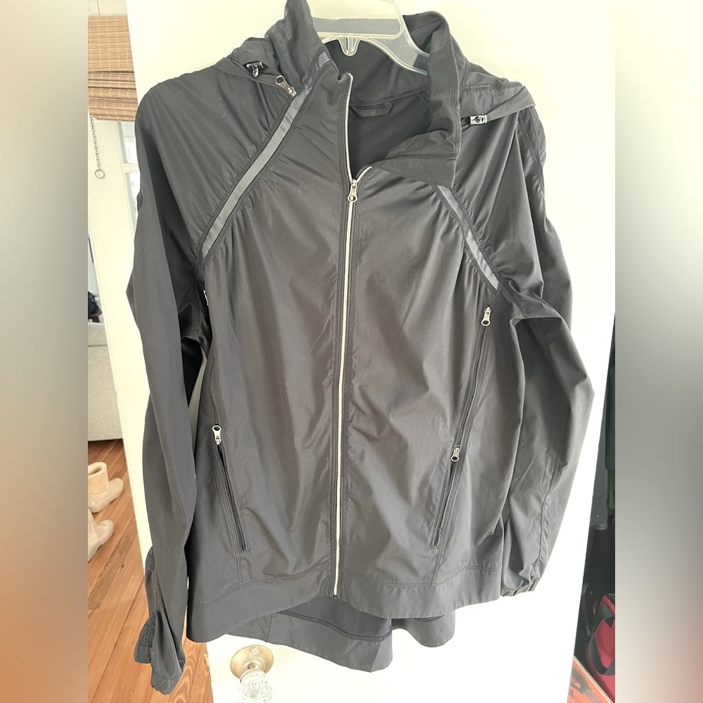 Lululemon running rain jacket sz 10